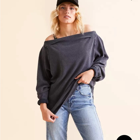 Women's Off-Shoulder Gray Sweater - Picture 1 of 7